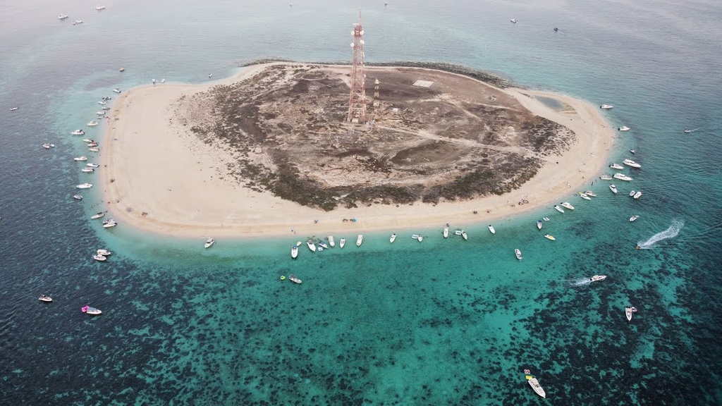 Kubbar Island Day Trip