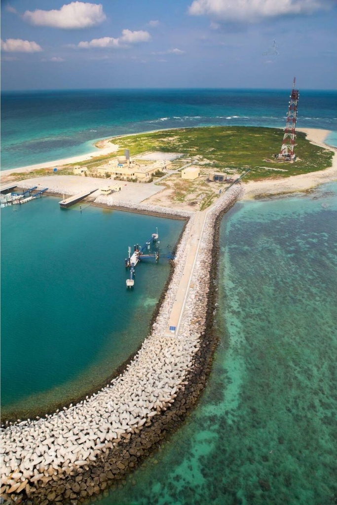 Um Al-Maradim Island Day Trip